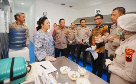 Kapolri Listyo Sigit dan Titiek Soeharto Tinjau SPPG YKB Karanganyar Dukung Program Makan Bergizi Gratis