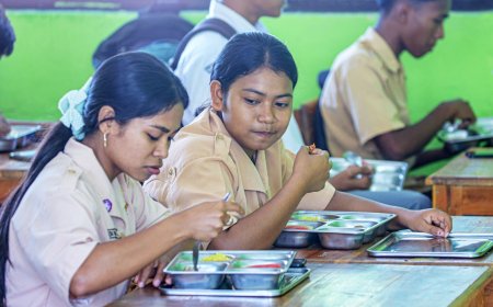 Jejak Hangat Makan Bergizi Gratis di Ujung Selatan Indonesia