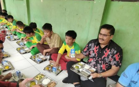 Program Makan Bergizi Gratis dan Implikasinya bagi Lahirnya Generasi Emas Indonesia 2045