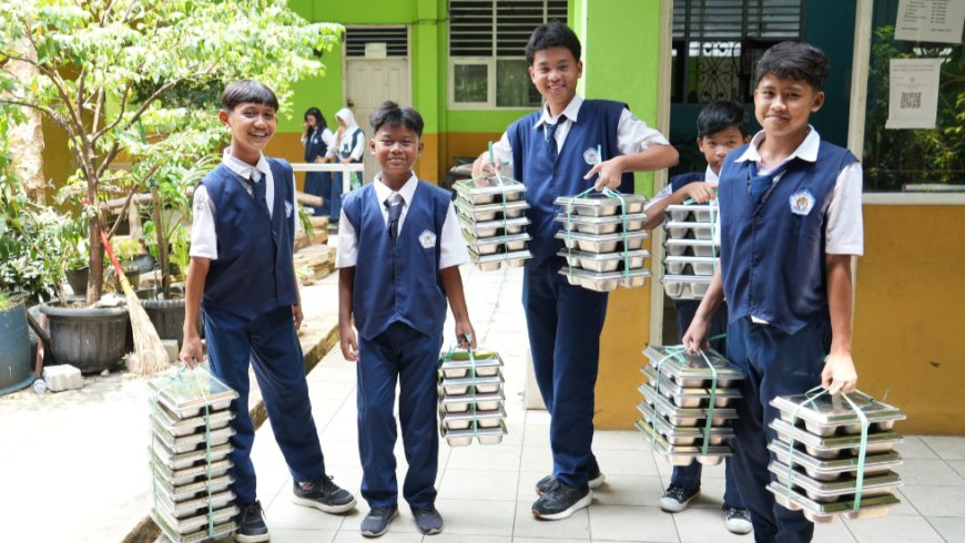 Di Balik Hentinya MBG, Harapan dan Perjuangan Anak, Santri, dan Masyarakat
