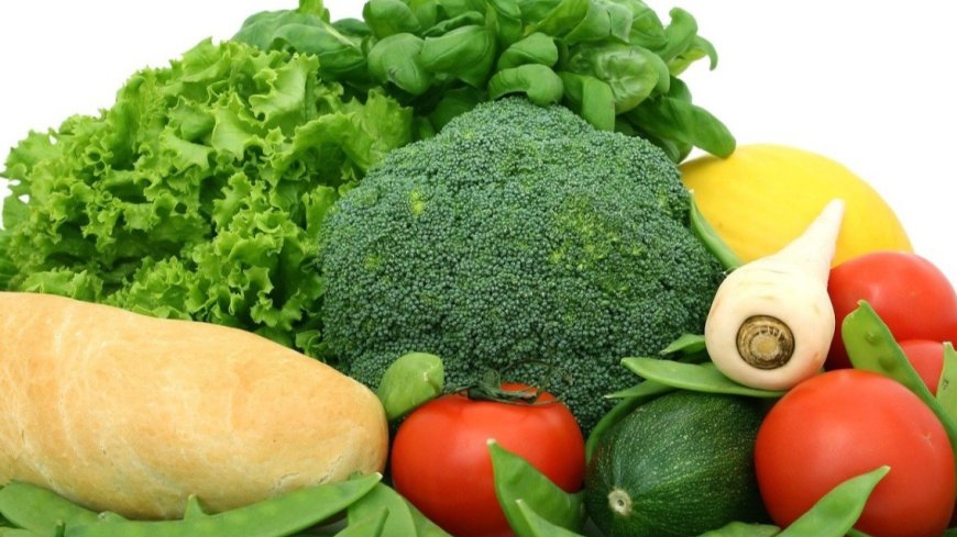 Merumuskan Menu Seimbang: Fondasi Penting dalam Program Makan Bergizi Gratis untuk Generasi Masa Depan