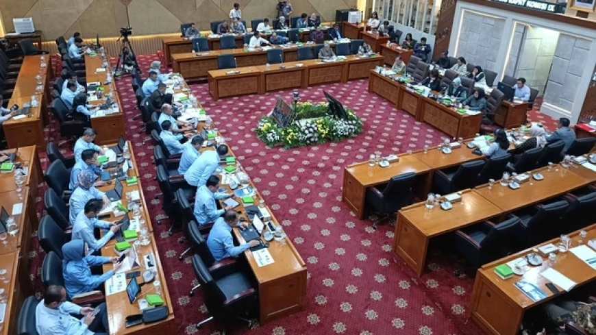 Menyusuri Luka, Pelajaran, dan Harapan dari Kasus Keracunan MBG